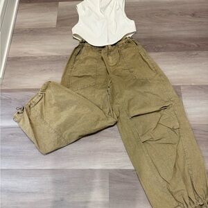AKIRA Top and Urban Outfitters Tan Women's pants